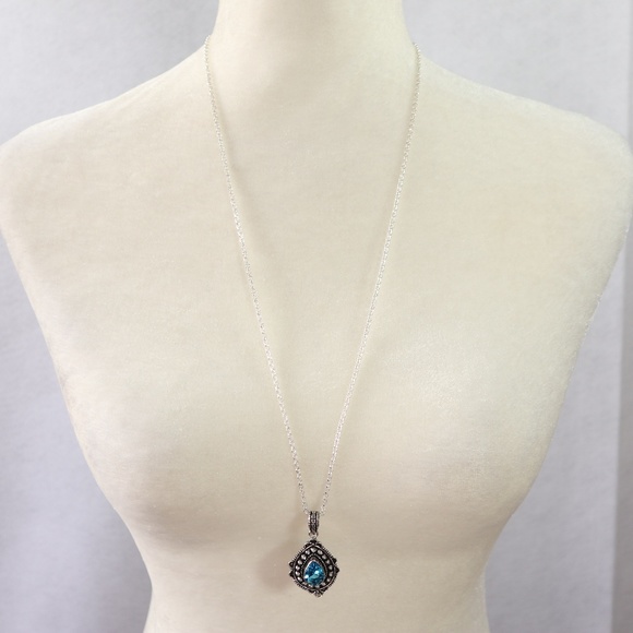 New Blue Topaz Pendant & .925 Silver Necklace - Picture 5 of 8